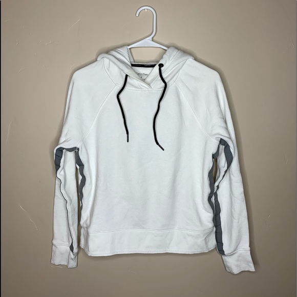 Calvin Klein Sweaters - Calvin Klein Pullover